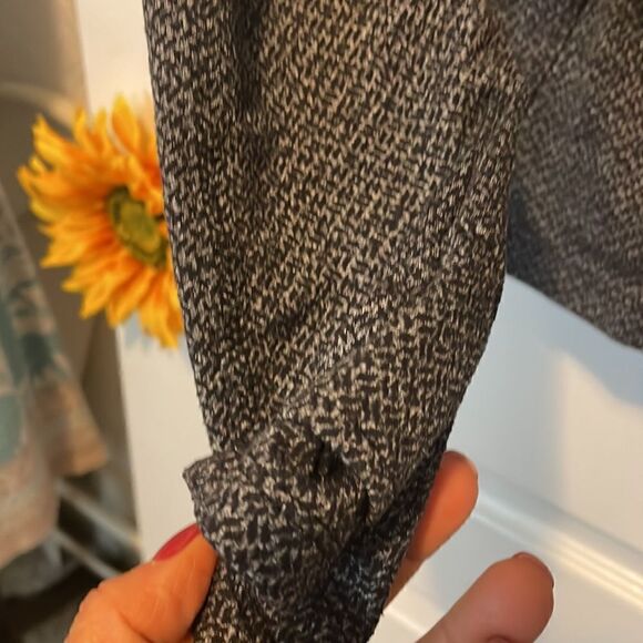 ATHLETA DARK GRAY AND BLACK DESIGN FULL ZIP LONG SLEEVE ATHLETIC JACKET - XS - Picture 10 of 12